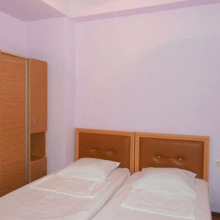 Ucha'S Apartment 巴统 外观 照片